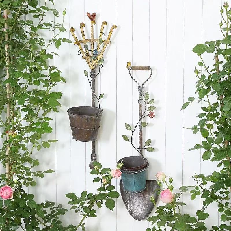 Rustic Metal Shovel Wall Planter